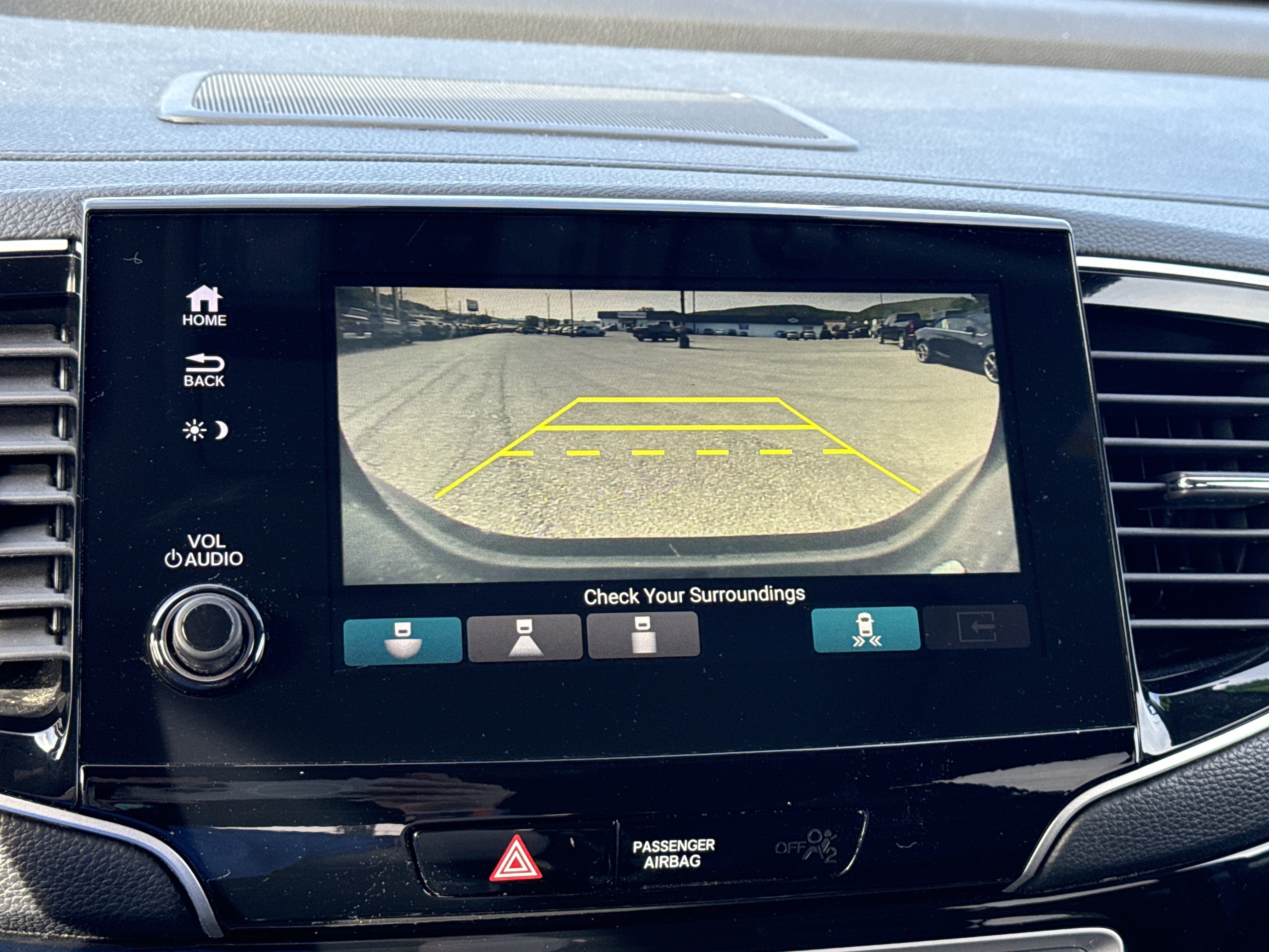 2022 Honda Pilot Touring 8-Passenger