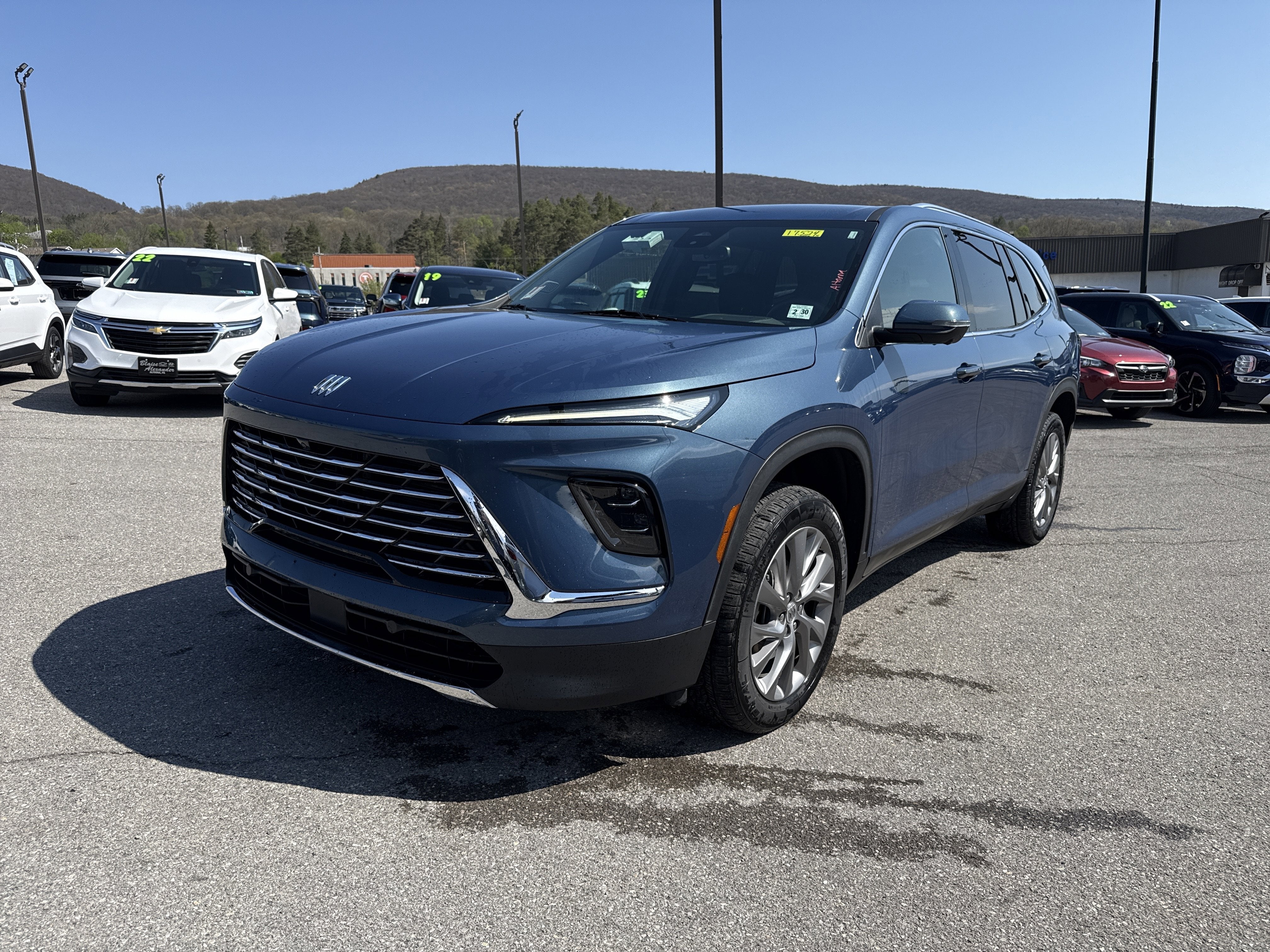 2025 Buick Enclave Preferred