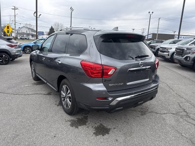 2020 Nissan Pathfinder SV