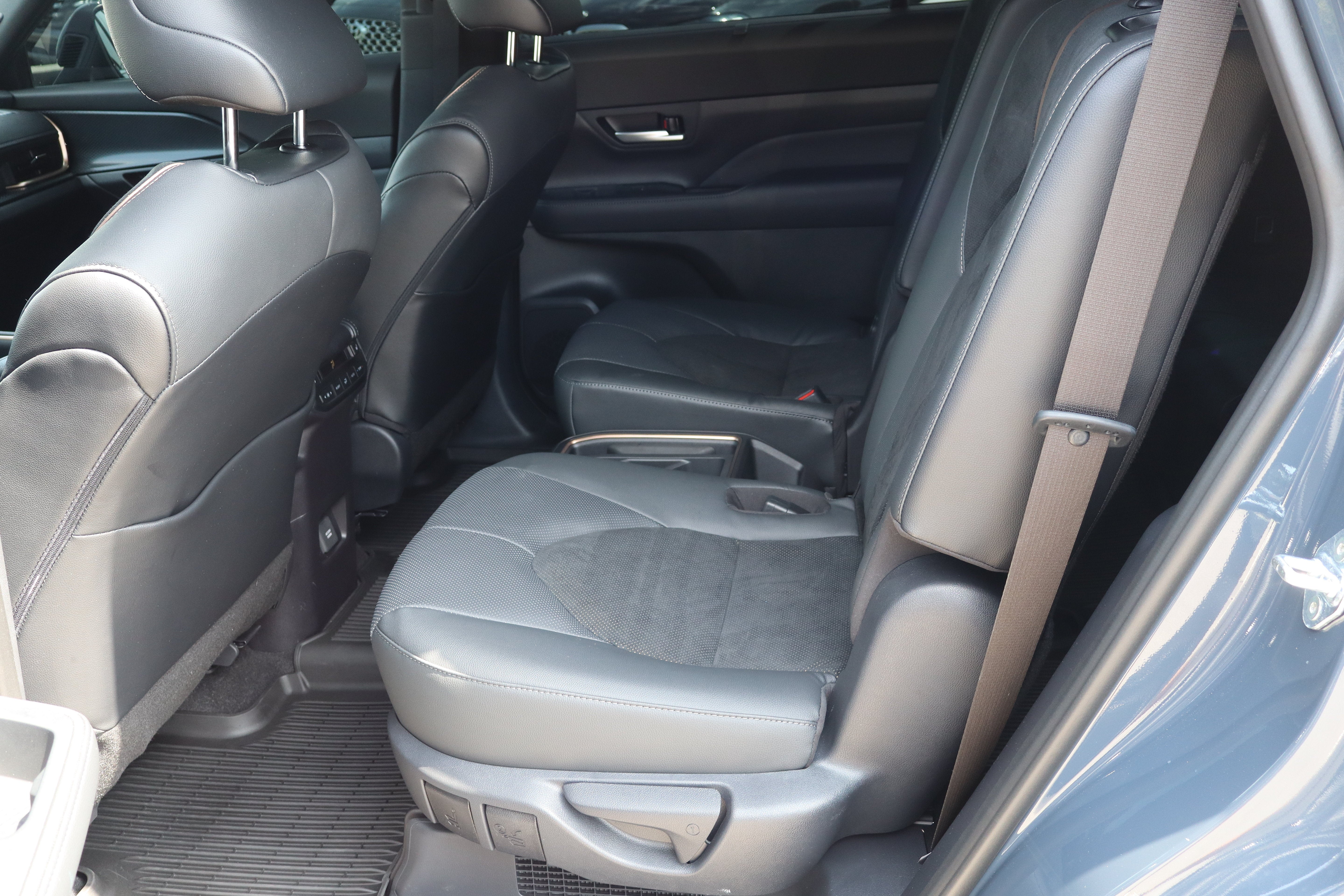 2026 Toyota Grand Highlander Hybrid MAX Limited