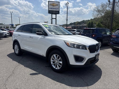 2018 Kia Sorento LX