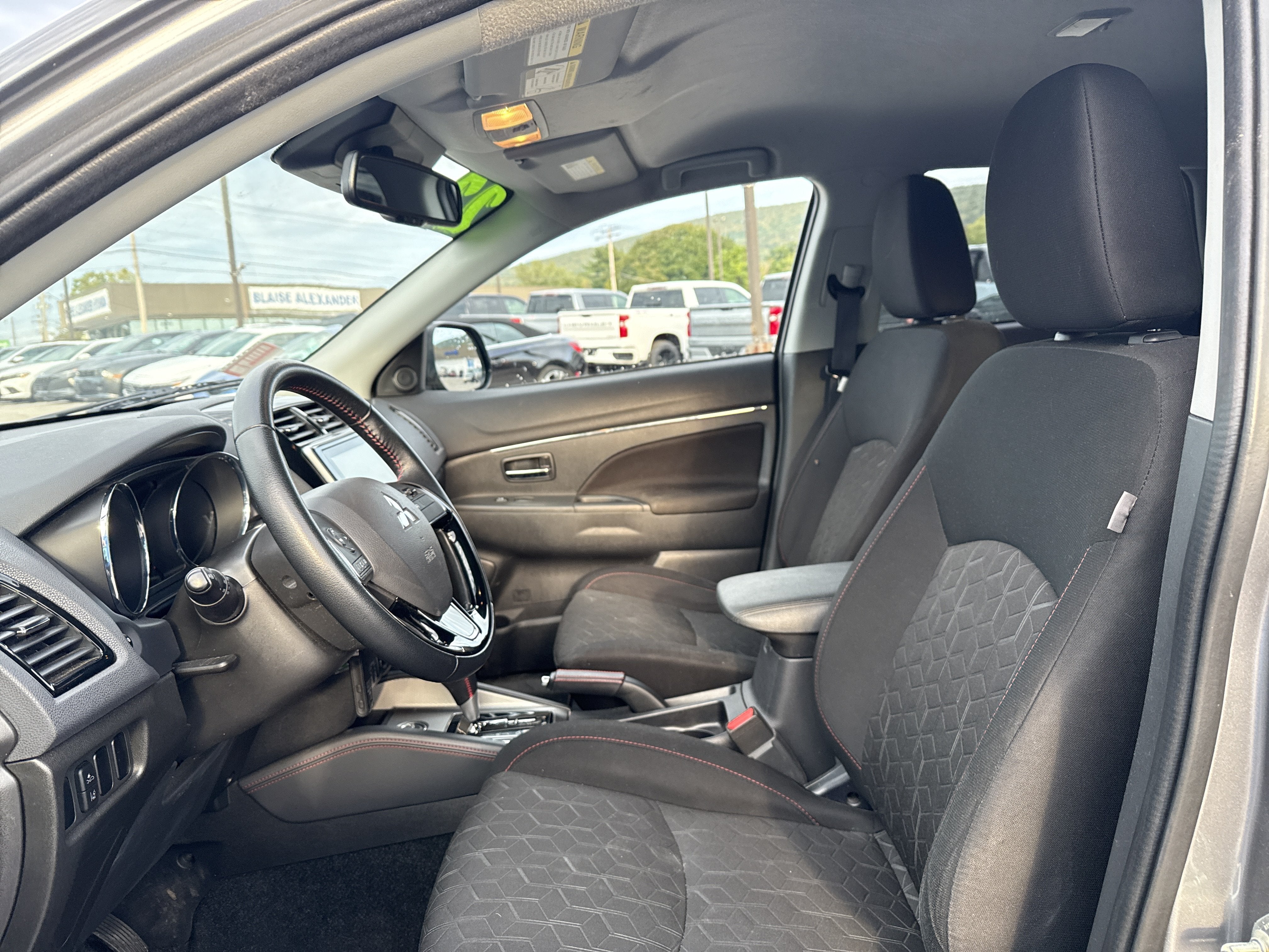 2022 Mitsubishi Outlander Sport LE
