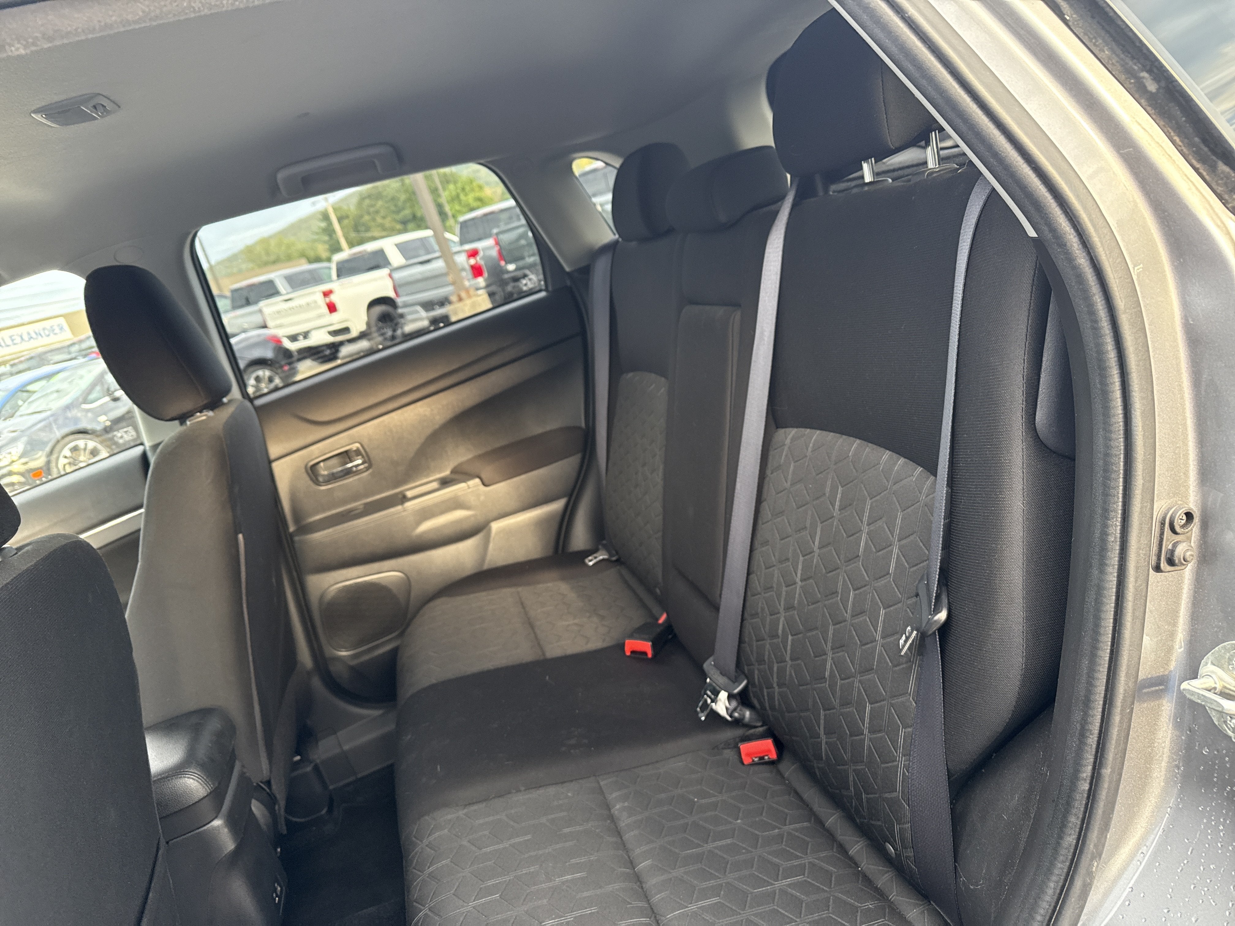 2022 Mitsubishi Outlander Sport LE