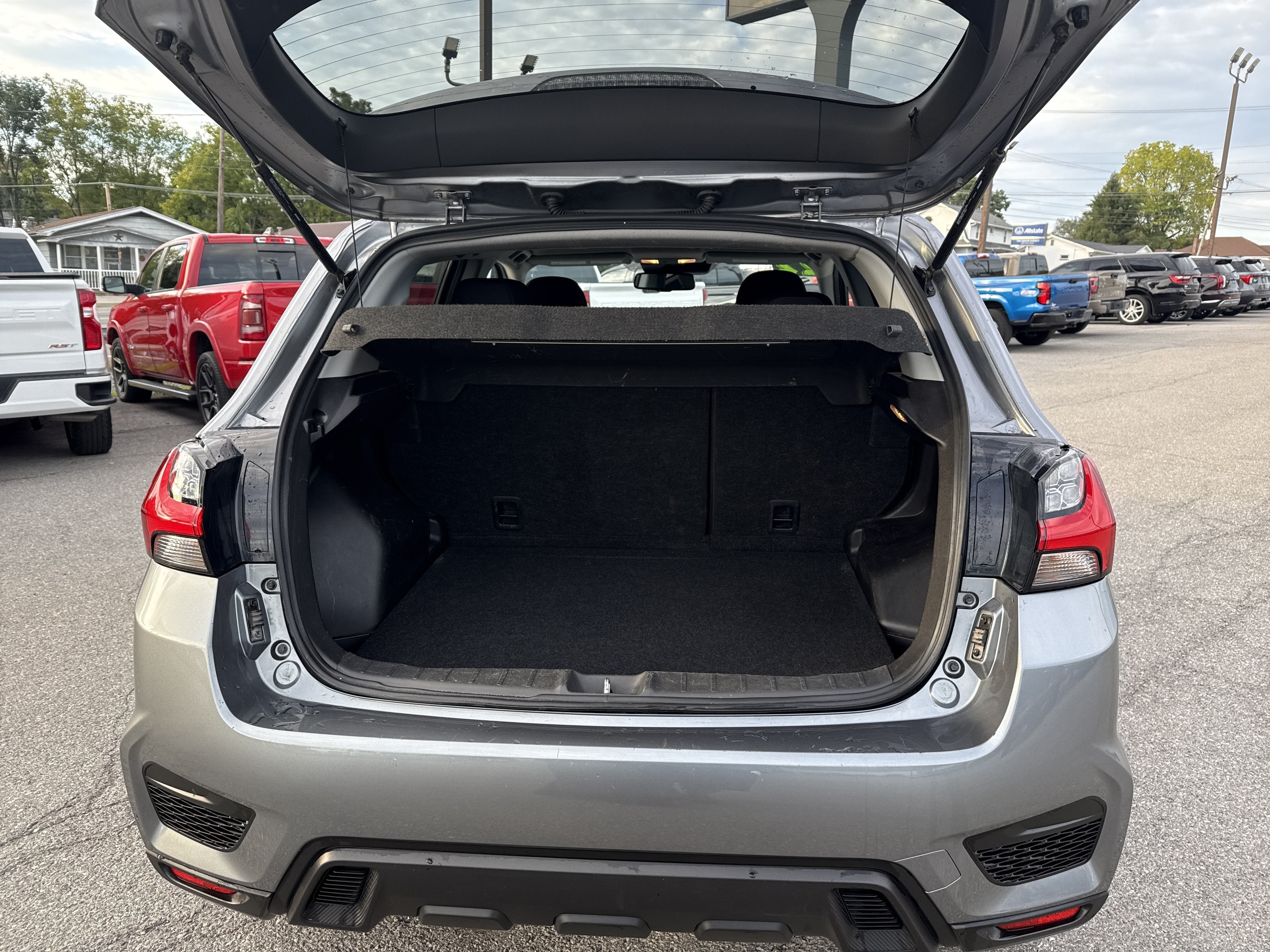 2022 Mitsubishi Outlander Sport LE