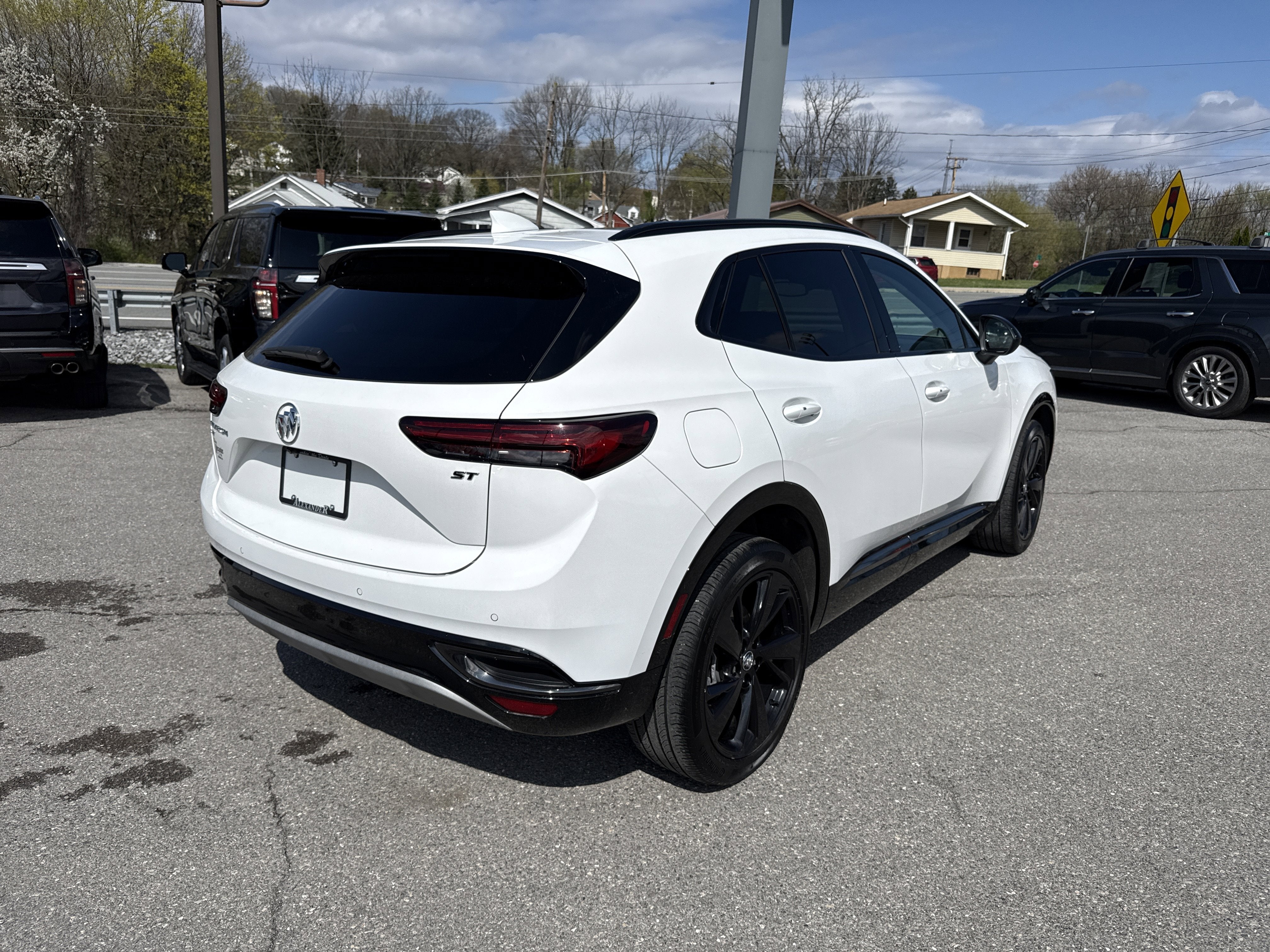 2023 Buick Envision Essence