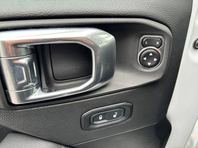 2022 Jeep Wrangler Unlimited Sahara Altitude 4x4