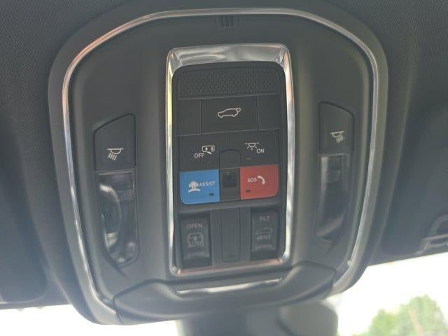 2023 Jeep Grand Cherokee Altitude 4x4