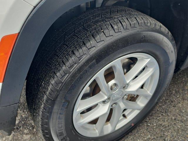 2024 Jeep Grand Cherokee L Laredo 4x4