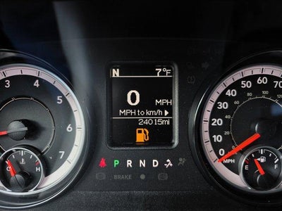 2019 RAM 1500 Classic Express 4x4 Crew Cab 5'7" Box