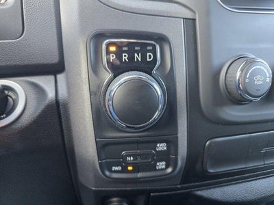 2019 RAM 1500 Classic Express 4x4 Crew Cab 5'7" Box