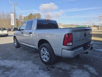 2019 RAM 1500 Classic Express 4x4 Crew Cab 5'7" Box