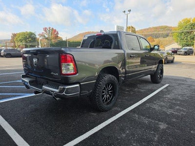 2022 RAM 1500 Big Horn 4x4 Crew Cab 5'7" Box