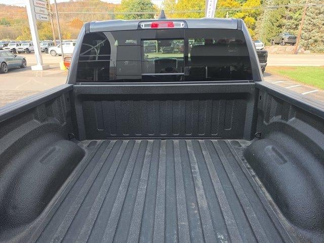 2022 RAM 1500 Big Horn 4x4 Crew Cab 5'7" Box