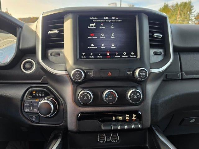 2020 RAM 1500 Big Horn 4x4 Crew Cab 5'7" Box