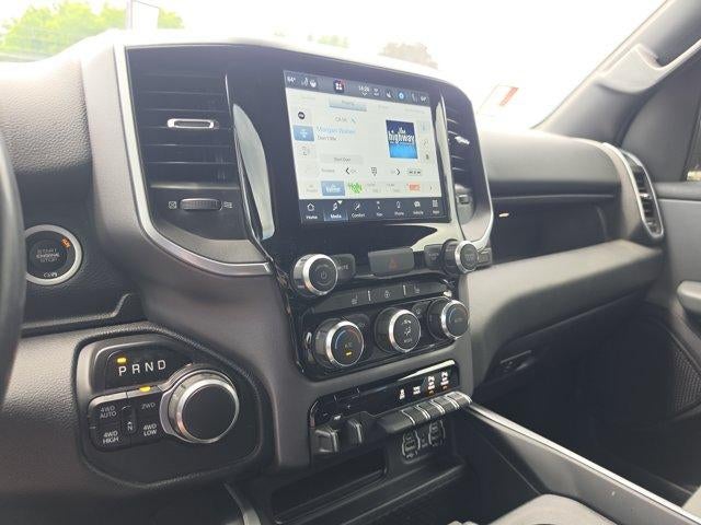 2022 RAM 1500 Big Horn 4x4 Crew Cab 5'7" Box
