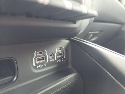2022 RAM 1500 Big Horn 4x4 Crew Cab 5'7" Box