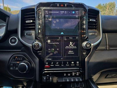 2022 RAM 1500 Big Horn 4x4 Crew Cab 5'7" Box