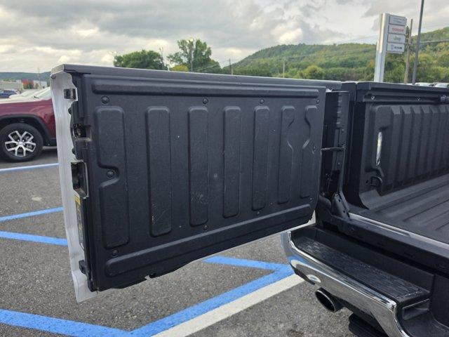 2021 RAM 1500 Longhorn 4x4 Crew Cab 5'7" Box