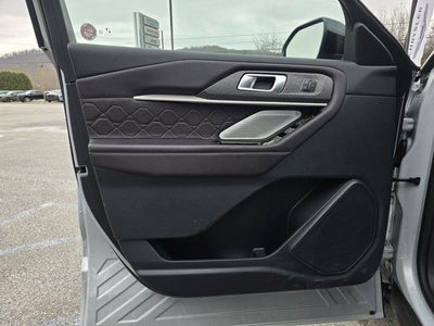 2025 Ford Explorer Platinum 4WD