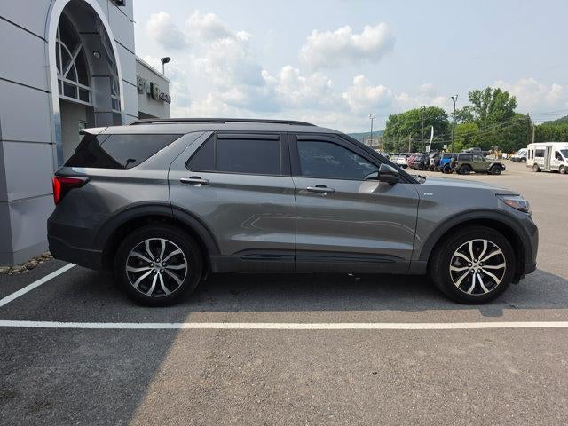 2026 Ford Explorer ST-Line 4WD