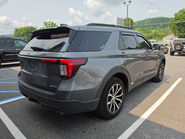 2026 Ford Explorer ST-Line 4WD
