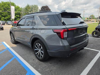 2026 Ford Explorer ST-Line 4WD