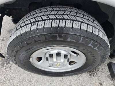 2020 Chevrolet Express Passenger 3500 Extended Wheelbase Rear-Wheel Drive 1LS