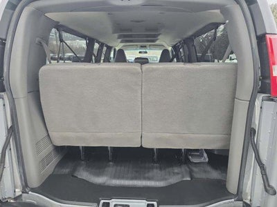 2020 Chevrolet Express Passenger 3500 Extended Wheelbase Rear-Wheel Drive 1LS