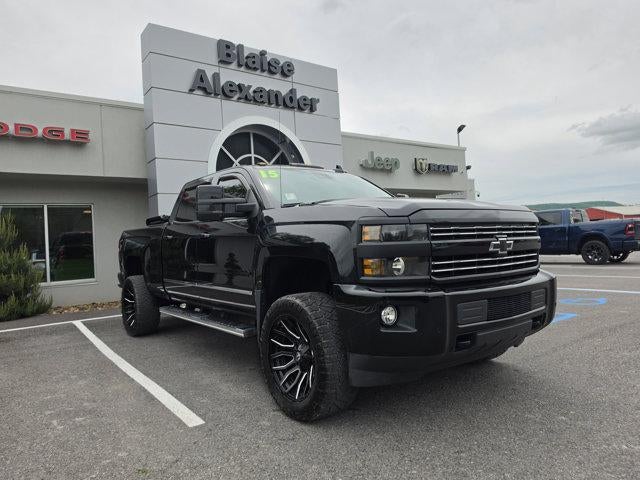 2015 Chevrolet Silverado 2500HD Built After Aug 14 Crew Cab Standard Box 4-Wheel Drive High Country