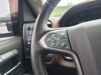 2015 Chevrolet Silverado 2500HD Built After Aug 14 Crew Cab Standard Box 4-Wheel Drive High Country