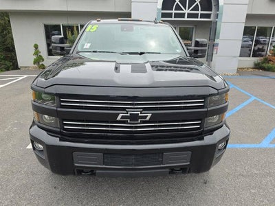 2015 Chevrolet Silverado 2500HD Built After Aug 14 Crew Cab Standard Box 4-Wheel Drive High Country