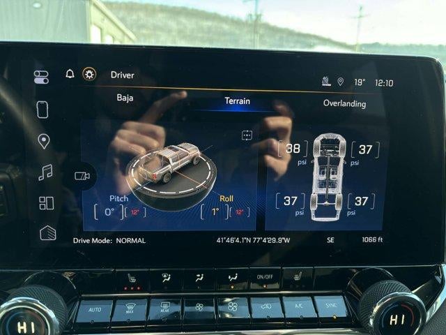 2024 Chevrolet Colorado Crew Cab Short Box 4-Wheel Drive ZR2