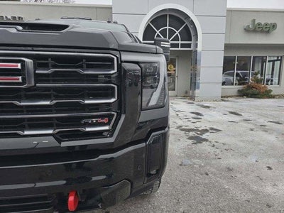 2025 GMC Sierra 2500 HD Crew Cab Standard Box 4-Wheel Drive AT4