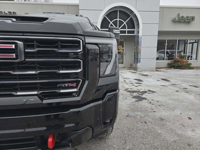 2025 GMC Sierra 2500 HD Crew Cab Standard Box 4-Wheel Drive AT4
