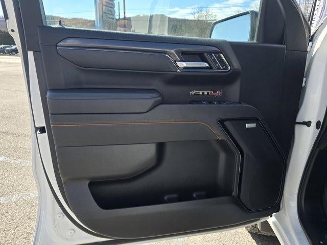 2025 GMC Sierra 1500 Crew Cab Short Box 4-Wheel Drive AT4