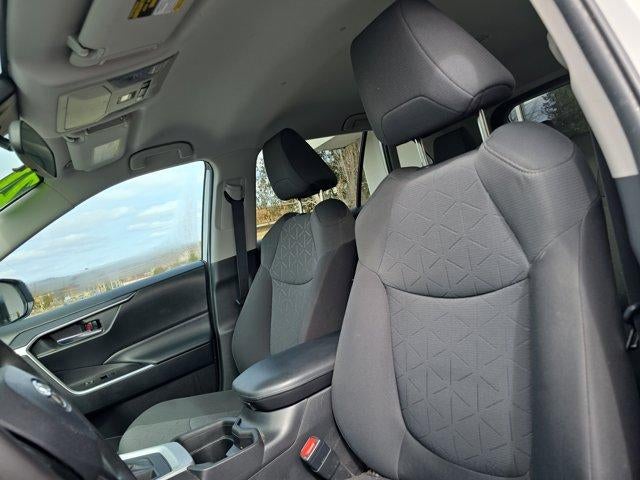 2021 Toyota RAV4 XLE AWD (Natl)