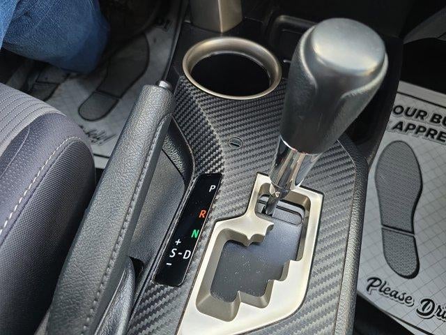 2015 Toyota RAV4 AWD 4dr XLE (Natl)