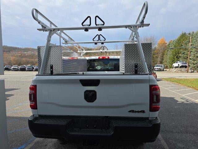 2024 RAM 3500 Tradesman 4x4 Reg Cab 8' Box