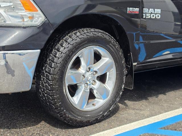 2017 RAM 1500 Big Horn 4x4 Crew Cab 5'7" Box