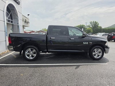2017 RAM 1500 Big Horn 4x4 Crew Cab 5'7" Box