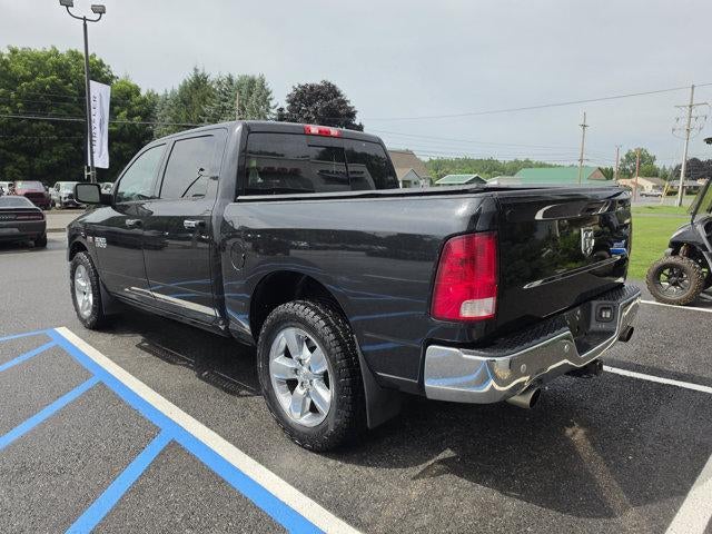 2017 RAM 1500 Big Horn 4x4 Crew Cab 5'7" Box