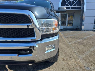 2017 RAM 2500 SLT 4x4 Crew Cab 6'4" Box
