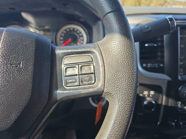 2017 RAM 2500 SLT 4x4 Crew Cab 6'4" Box