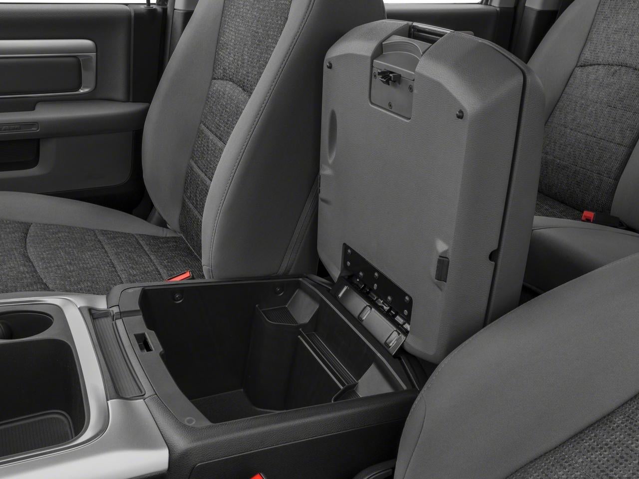 2017 RAM 2500 SLT 4x4 Crew Cab 6'4" Box