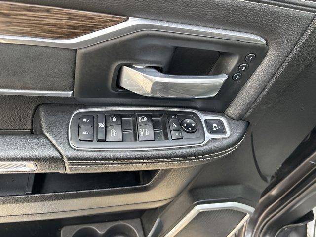 2019 RAM 2500 Laramie 4x4 Crew Cab 6'4" Box