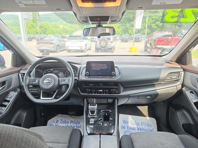 2023 Nissan Rogue FWD SV