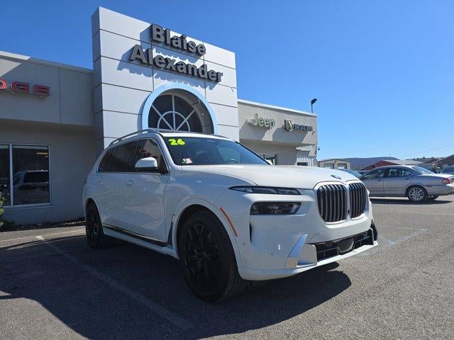 2026 BMW X7 xDrive40i Sports Activity Vehicle