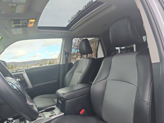 2022 Toyota 4Runner SR5 Premium 4WD (Natl)