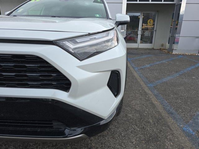 2023 Toyota RAV4 Hybrid SE AWD (Natl)