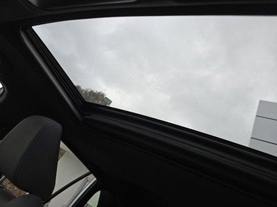 2023 Toyota RAV4 Hybrid SE AWD (Natl)